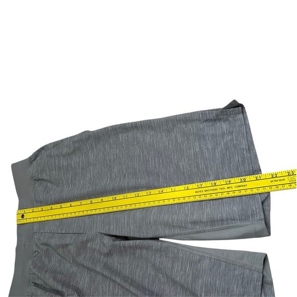 Lululemon Men’s Athletica T.H.E. Shorts 9” Size XS Gray Athletic Activewear - Picture 10 of 10